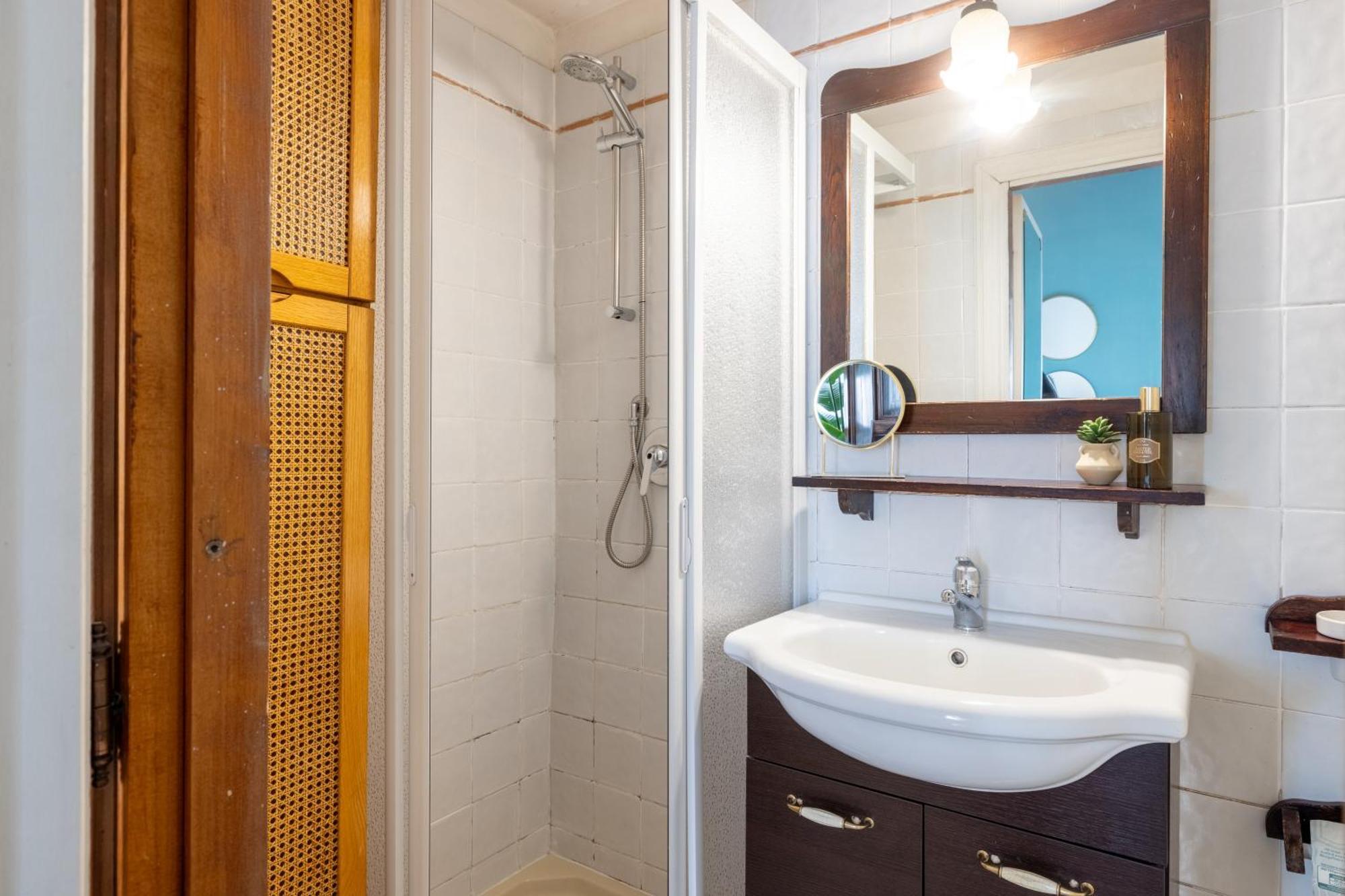 Suite Trevi - Charming Loft Near Trevi Fountain โรม ภายนอก รูปภาพ