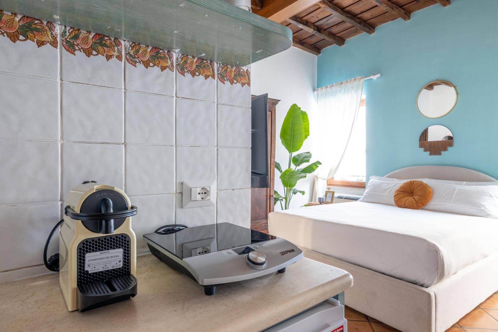 Suite Trevi - Charming Loft Near Trevi Fountain โรม ภายนอก รูปภาพ